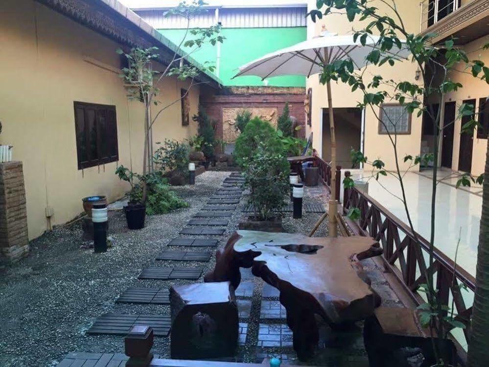 Domon Hotel ビエンチャン エクステリア 写真